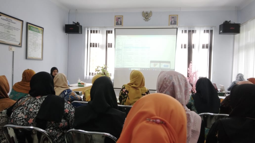 Kader Kesehatan Hargorejo Ikuti Pelatihan Pembuatan SOP di Puskesmas Kokap 1